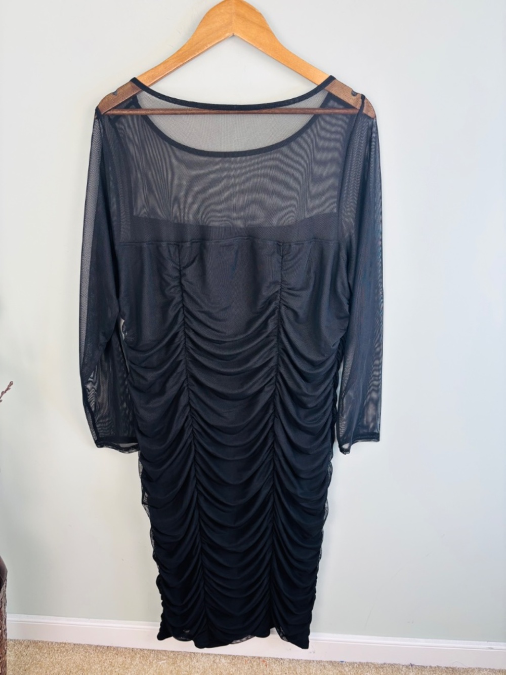Torrid Mesh Long Sleeve Bodycon Dress NWT Size 3X - Picture 6 of 6